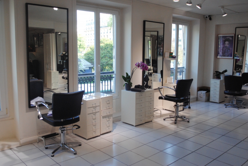 salon-coiffure-PIERREFEU DU VAR-min_floor-home-office-property-living-room-room-781228-pxhere.com